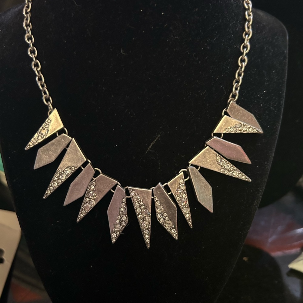 Double Edge Necklace - Picture 2 of 2